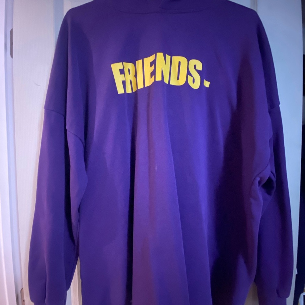 Vlone friends-